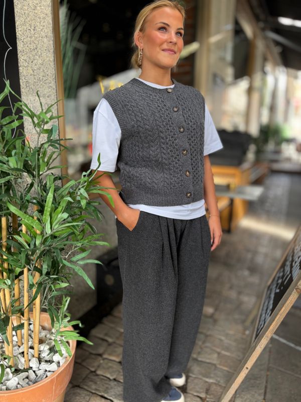 Alice Knit Vest Dark Grey Melange