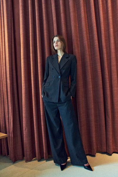 Hovedbilde Tailor Pants  Black w Red Pear